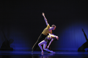 Suzanne Farrell Ballet publicity photo by Jon Nalon 2007.jpg